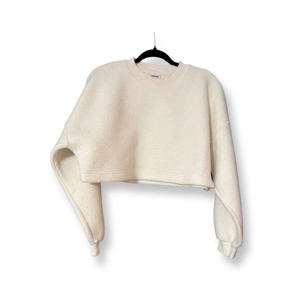 Aritzia sunday best cream off white crop sweater size XS - Picture 2 of 13